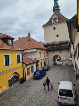 Pronájem provozovny na náměstí v Pelhřimově - 3