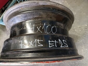Intra 4x100 - 3