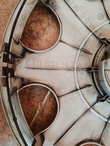 Poklice VW - 13" - originál - 1ks - 3