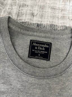 Tričko Abercrombie Fitch - 3