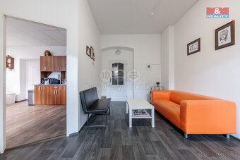 Prodej bytu 4+1, 119 m², Nejdek, ul. náměstí Karla IV. - 3