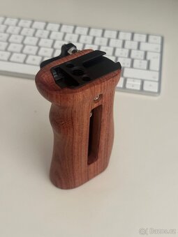 Small rig dřevěná rukojeť - 3