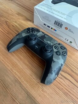 Ps5 ovladač grey camo - 3
