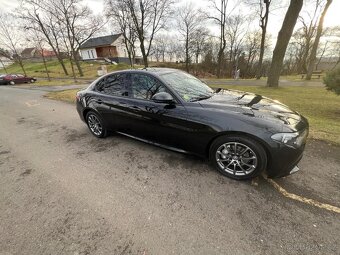 Alfa Romeo Giulia - 3