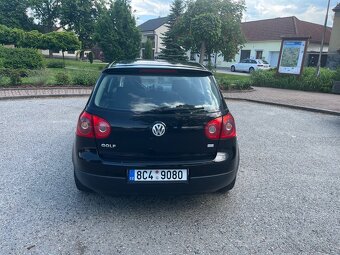 REZERVOVÁNO VW Golf 5 1.4 16v do 8.6. Sleva - 3
