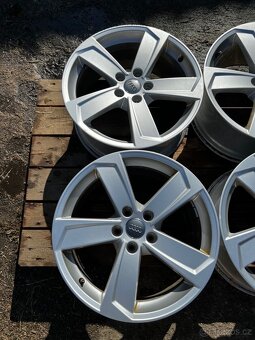 Alu kola, disky r18 5x112 Audi ET46 - 3