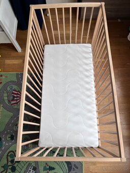 Postýlka IKEA Sniglar s matrací Krummelur - 3