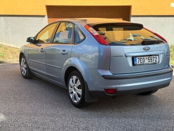 Ford Focus 1.8Tdci GHIA - 3