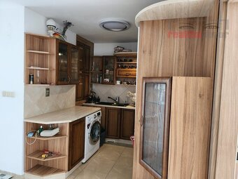 Nájem podkrovního bytu 3kk, ul. Hybešova, 66 m2 + lodžie 8 m - 3