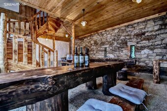 Prodám bývalý statek na Sumavě - 3