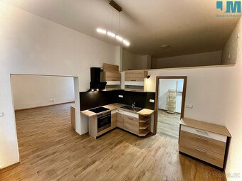 Pronájem bytu - loft - 1+1 - 57 m², Třebíč - Karlovo náměstí - 3
