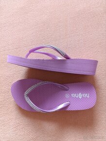 Fialové žabky se třpytkami - 3