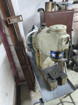 Hydraulický lis 2T - 3