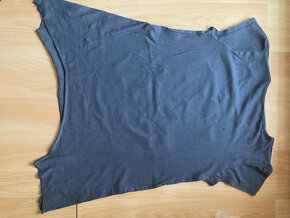 Krásné dívčí triko s motýly, vel. 152 - 3