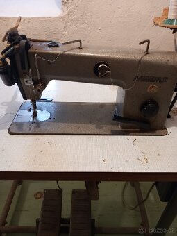 Minerva průmyslový šicí stroj - 3