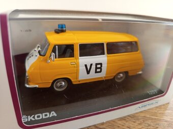 Model Škoda 1203 VB 1:43 - 3