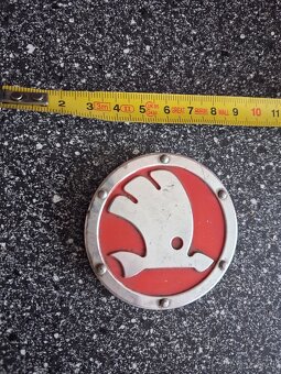 Škoda - štítek s logem - 3