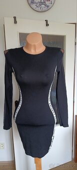 Dámské šaty - 3