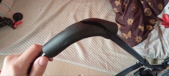 Lehátko na styl babybjörn - 3