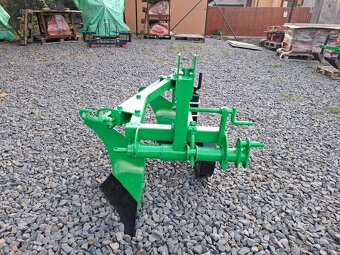 Dvojradličný pluh za traktor - 3