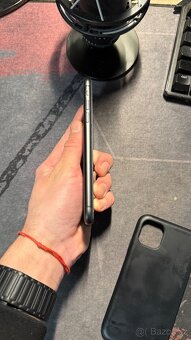 Iphone 11 64GB černá - 3