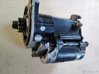 Motor Yanmar - 3