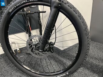 Cube Reaction Hybrid RACE 800 2025 vel.L NOVÉ - 3