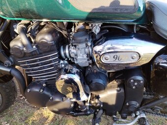 Triumph Thunderbird 900 Sport - 3