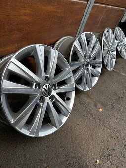 ALU kola 6.5j x 16 ET50 Volkswagen - 3