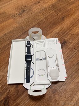 Chytré hodinky Apple Watch SE 2024 GPS + Cellular 40mm. - 3