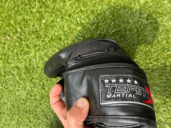 Boxerske rukavice 14 OZ - natrhnuté - funkčné - 3