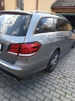 Mercedes Benz E 500 4matic, biturbo - 3