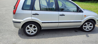 Ford Fusion - 3