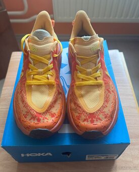 HOKA Speedgoat 6 - 3