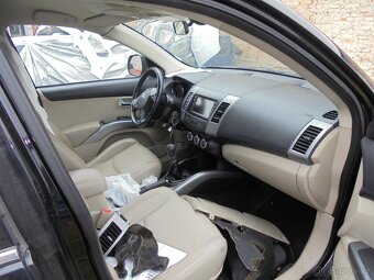 Citroen C-crosser 2.2 HDI 115kw DÍLY - 3