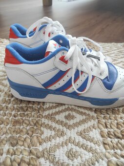 Tenisky adidas 40,5 - 3