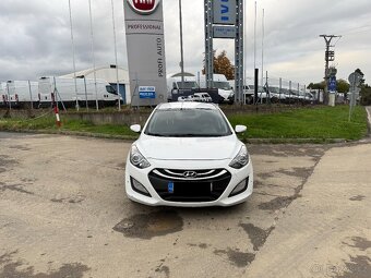 HYUNDAI I30 1.6 CRDI 94 KW KOMBI VÝHŘEV SENZORY KAMERA - 3