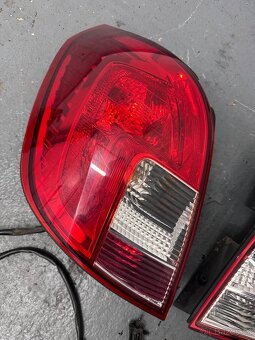 Opel Antara zadní světla - 3