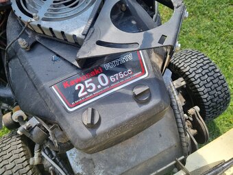 Sekací traktůrek Cub Cadet cc2250 rdh 4x4 s hydraulikou - 3