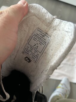 Brusle CCM jetspeed FT1 - 3