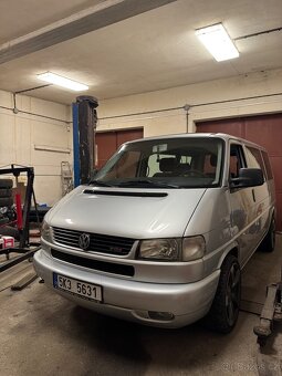 Volkswagen Caravelle T4 – 2.5 TDI 111 kW – 8 míst - 3