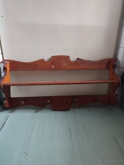 Polička do kuchyně dřevěná - 3