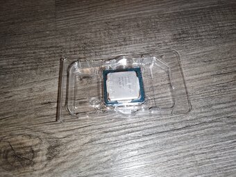 Procesor Intel Core i3-10100F (LGA 1200) TOP STAV - 3