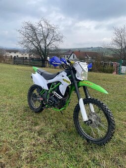 Minirocket Defender 150 - 3