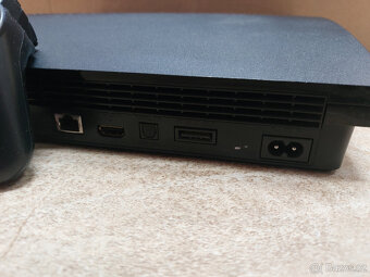 Herní konzole Sony Playstation 3, ovladač - 3