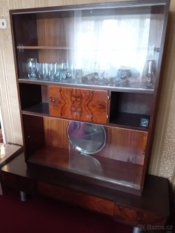 Starožitný nábytek - 3