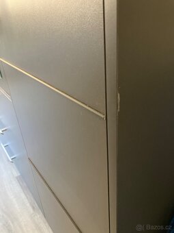 Šatní skříň - 3