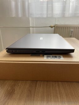 ASUS X515M (šedá barva) – 15,6", 8GB RAM, SSD 256GB - 3