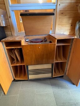 Gramoskříň Supraphon rok cca 1955 - 3