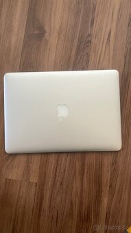 Apple MacBook Air 13” 2017 02 - 3